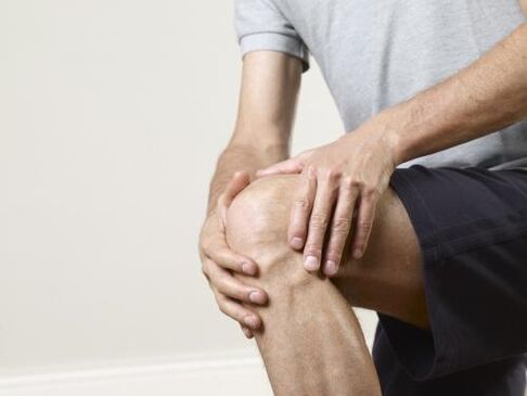 Quale medico trattare il dolore con osteoartrosi dell'articolazione del ginocchio