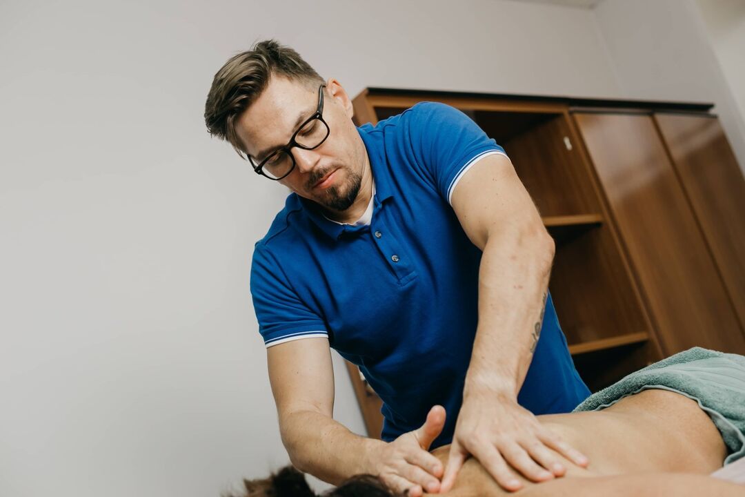 Sessione di terapia manuale